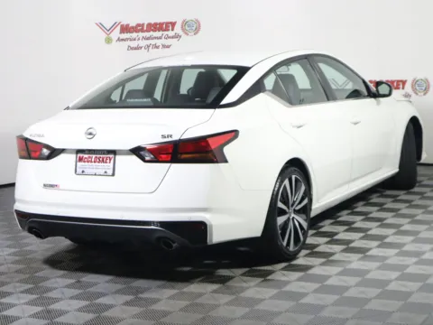 More photos of 2020 Nissan Altima 2.5 SR at McCloskey Imports & 4x4s (Licensed as McCloskey Isuzu), CO