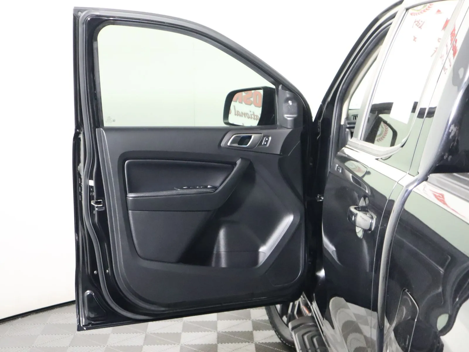 Ford Ranger photo 24