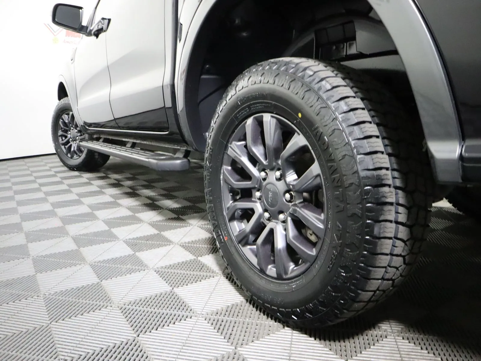 Ford Ranger photo 11