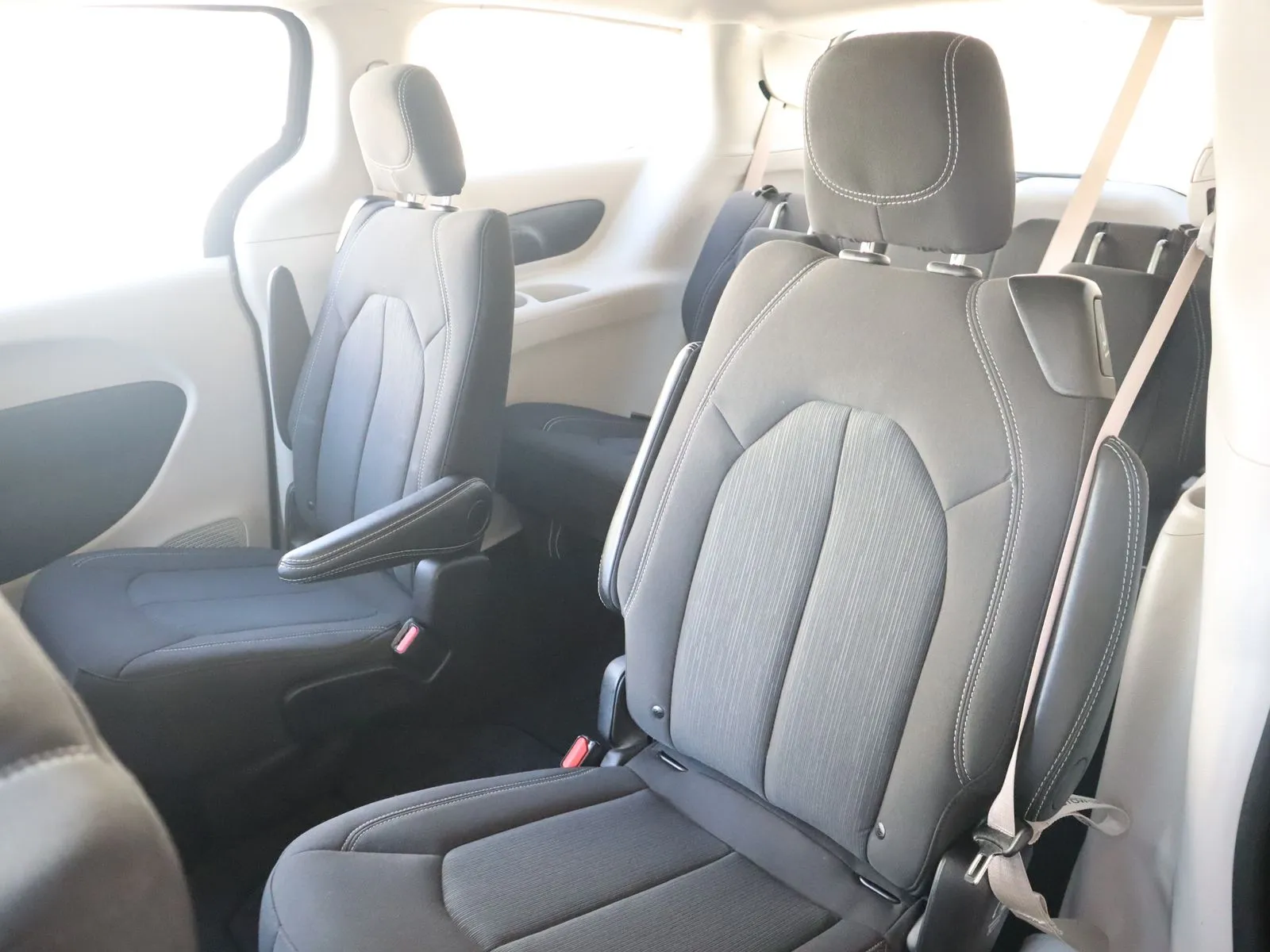 Chrysler Voyager photo 43