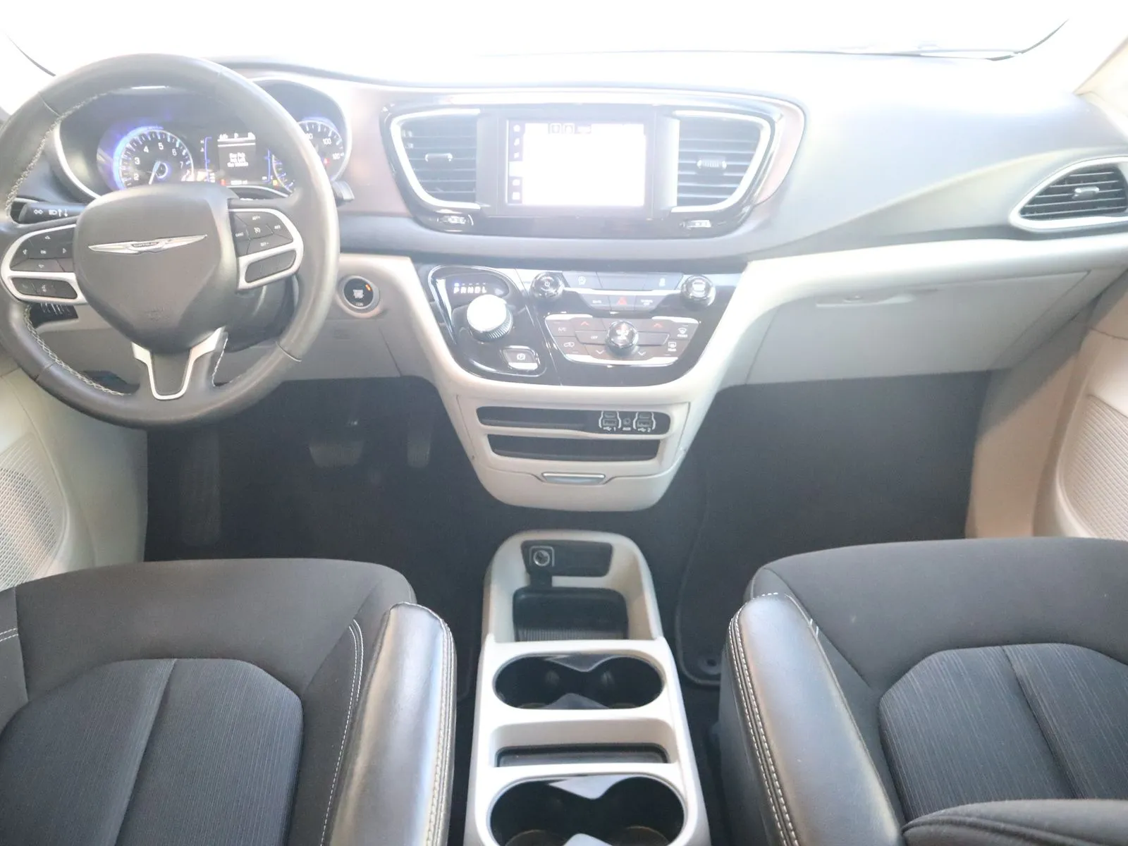 Chrysler Voyager photo 26