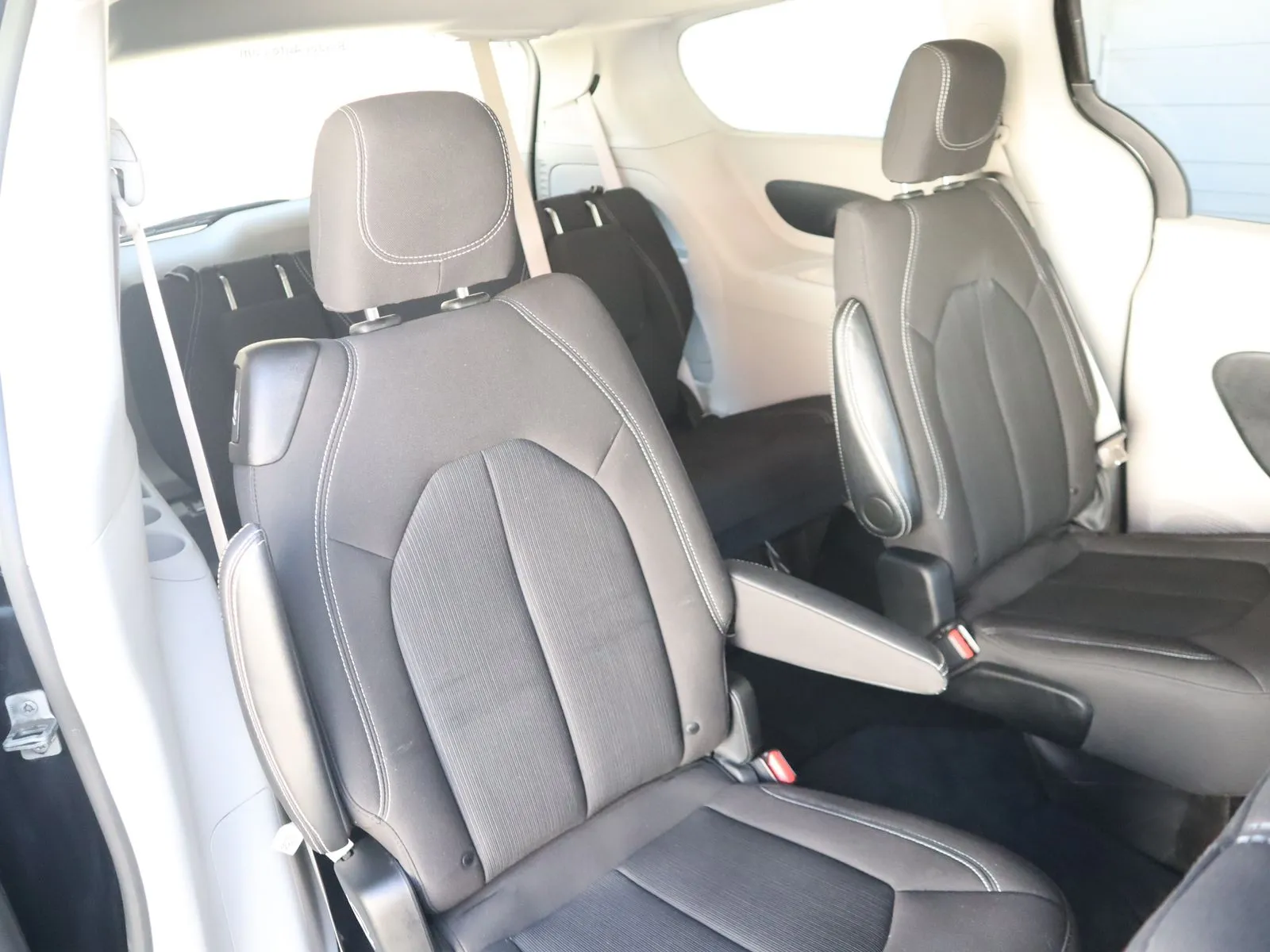 Chrysler Voyager photo 50