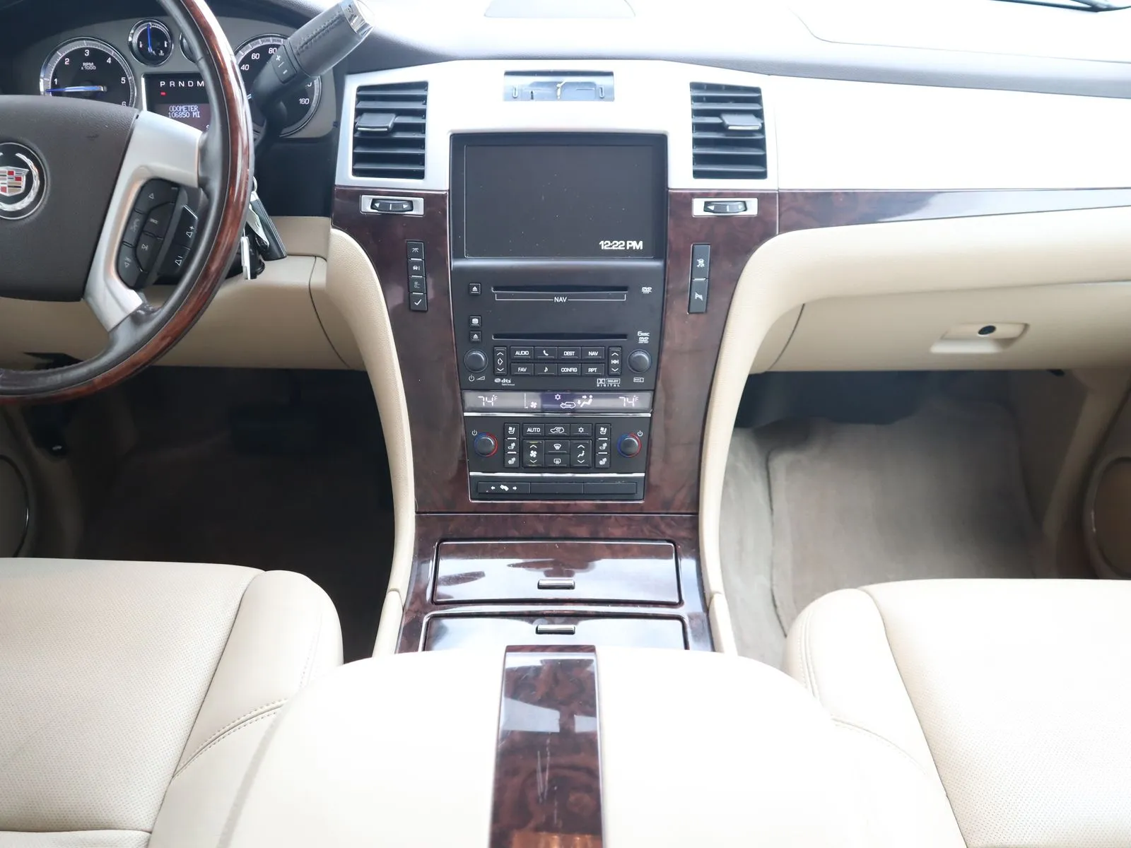 Cadillac Escalade photo 29