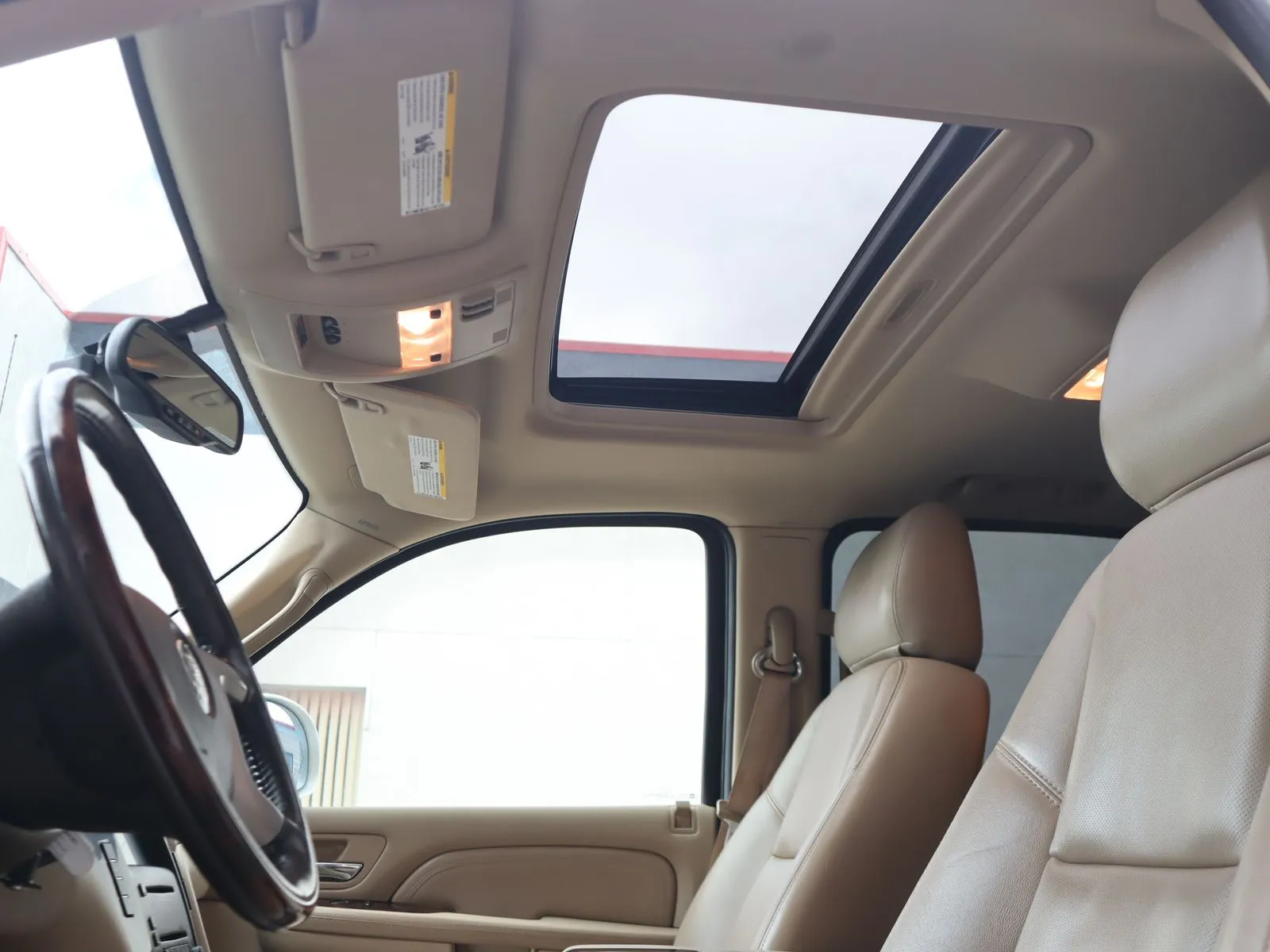 Cadillac Escalade photo 44
