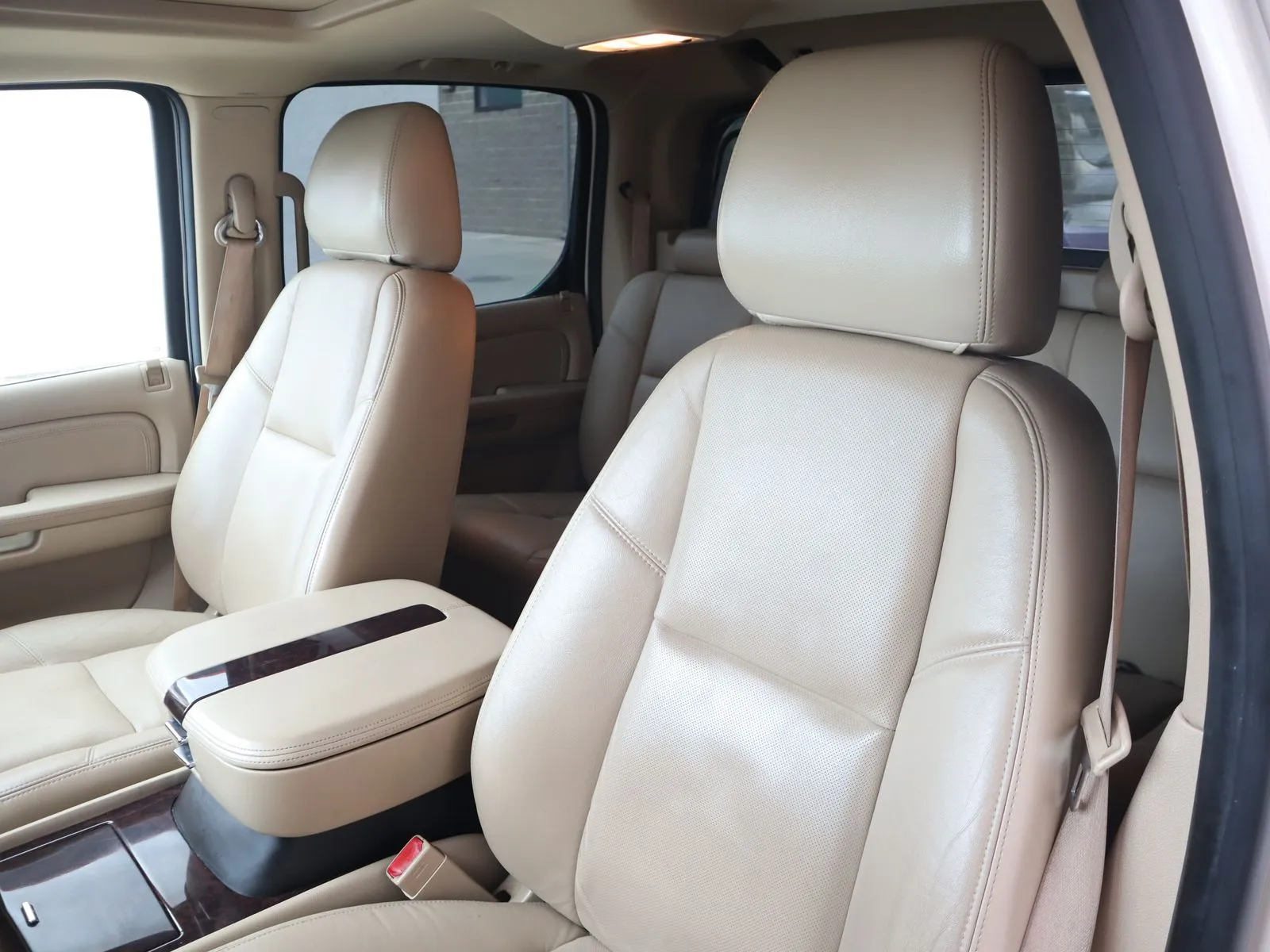 Cadillac Escalade photo 27