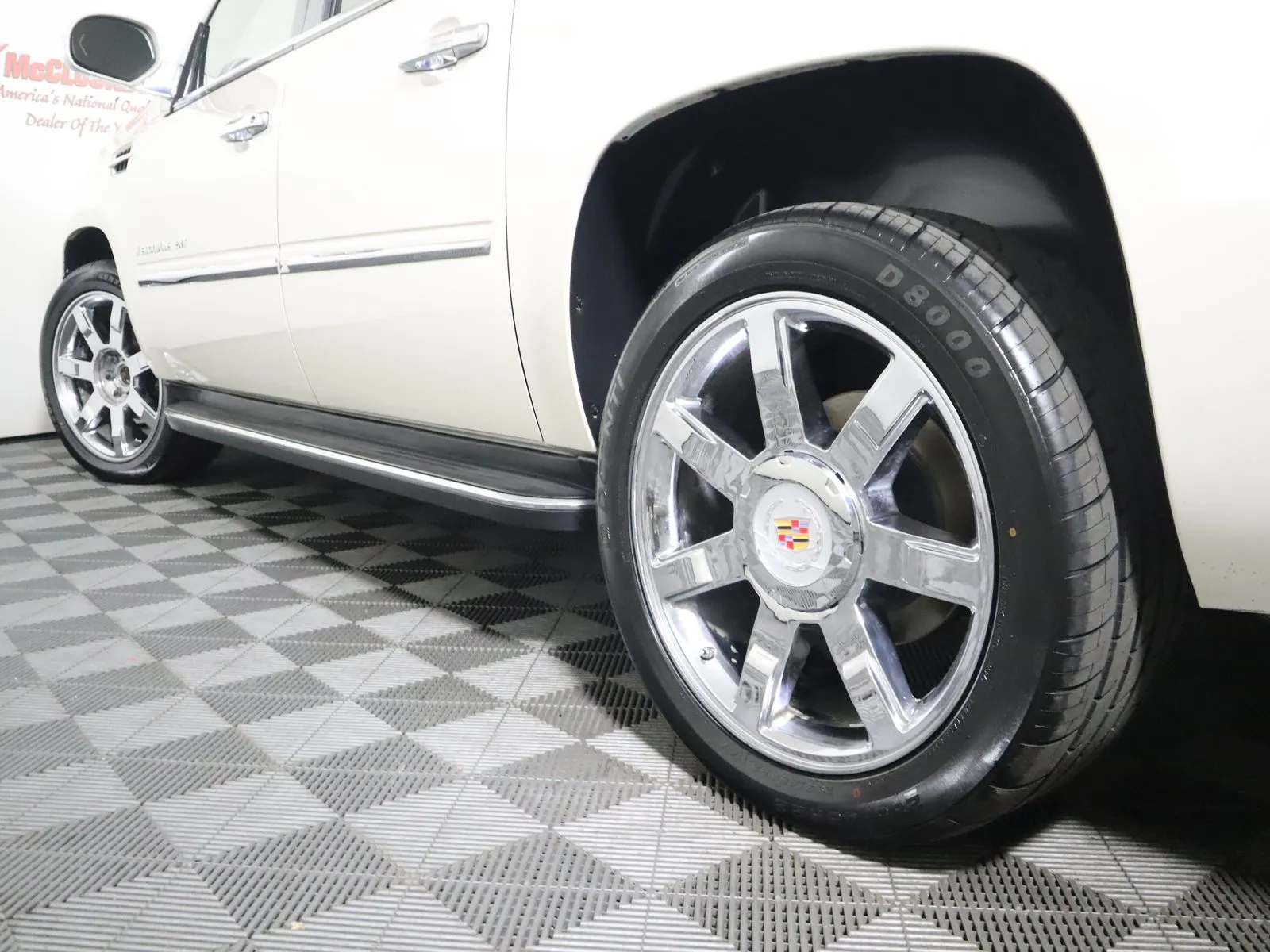 Cadillac Escalade photo 9