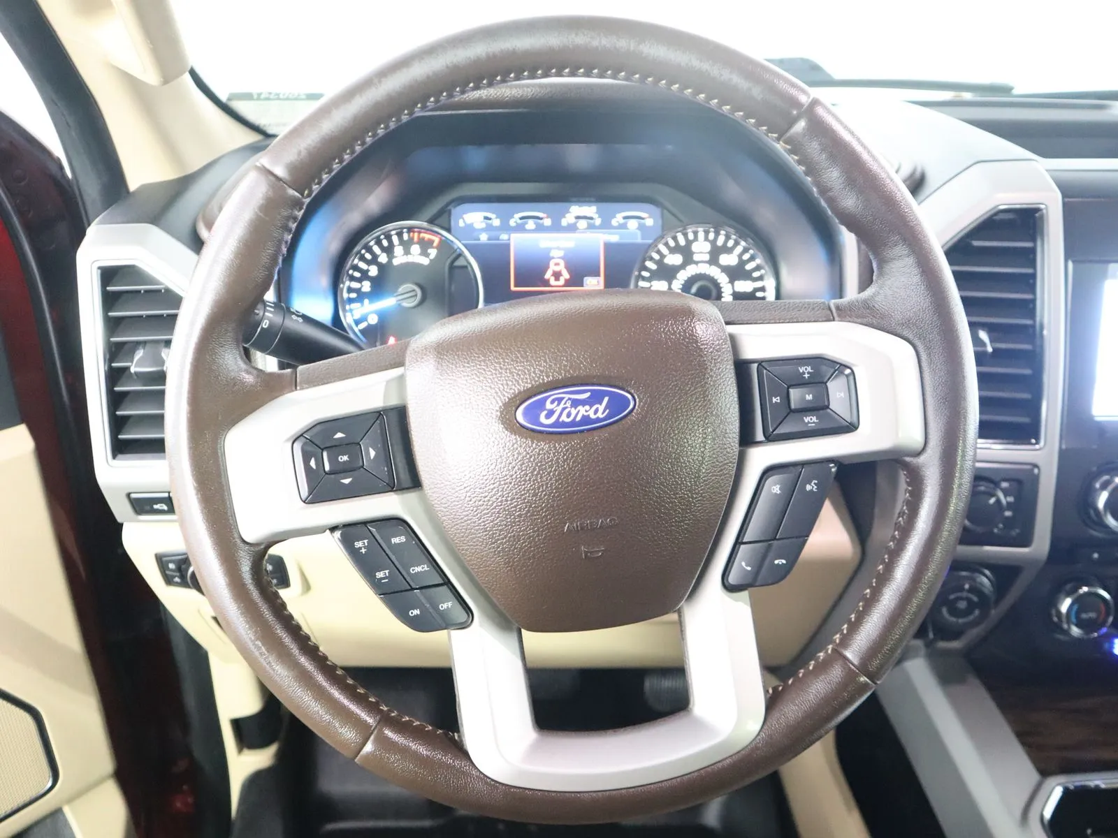 Ford F-150 photo 27