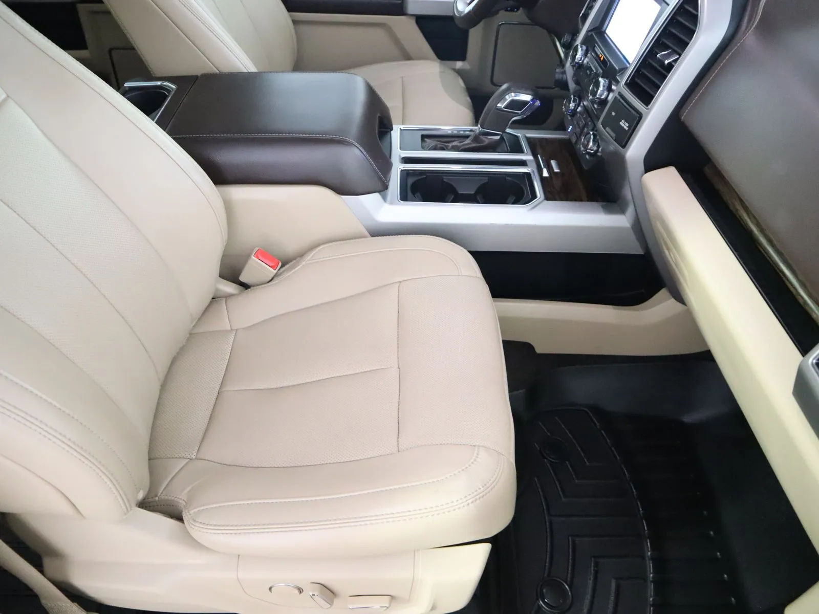 Ford F-150 photo 53