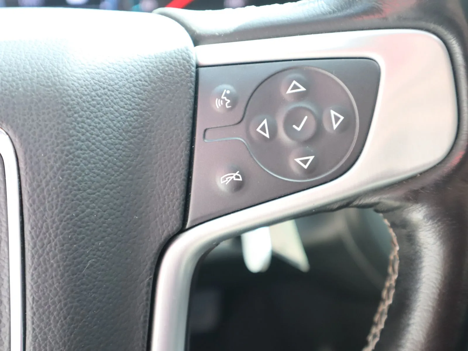 GMC Sierra photo 37