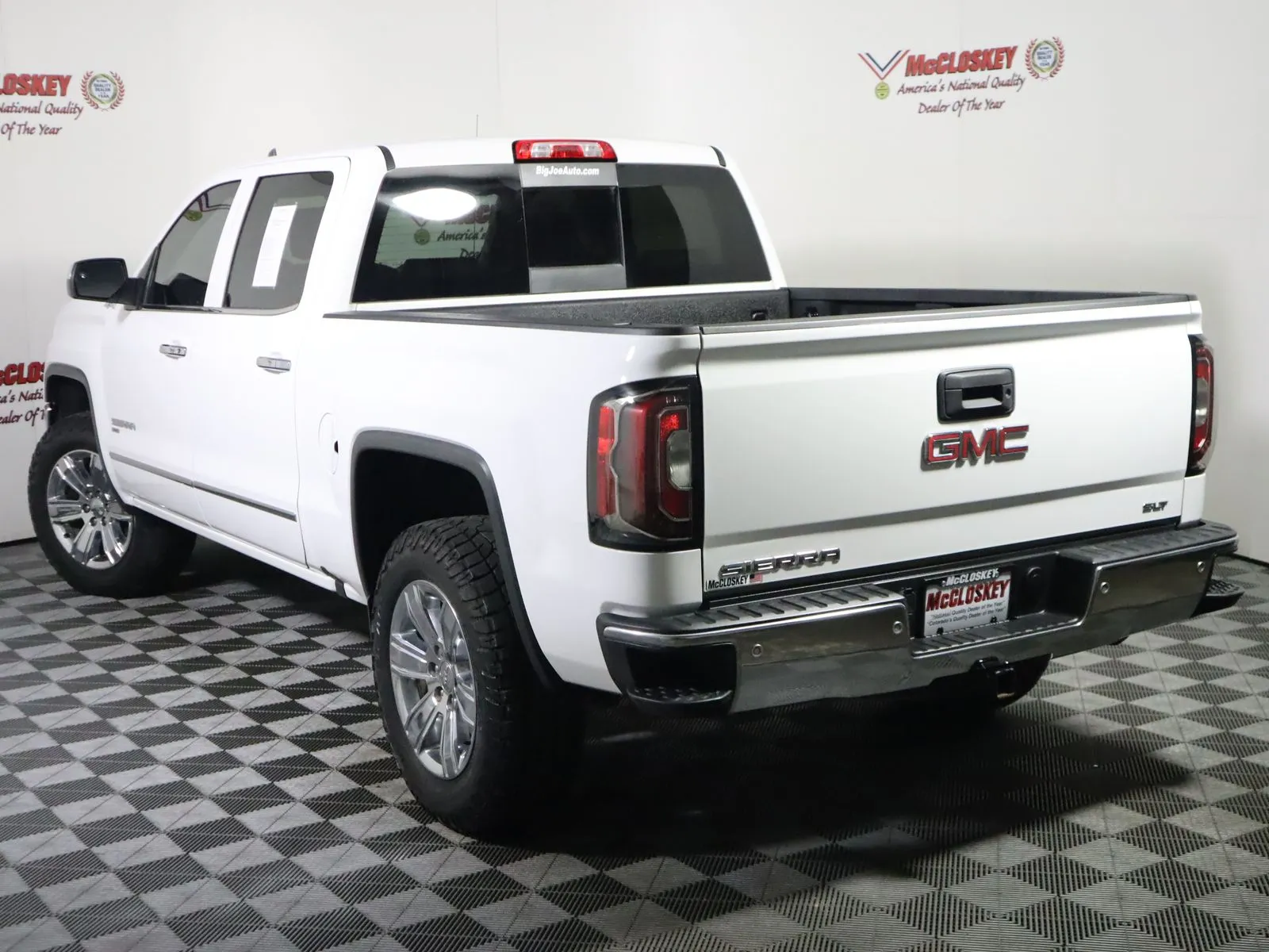 GMC Sierra photo 16