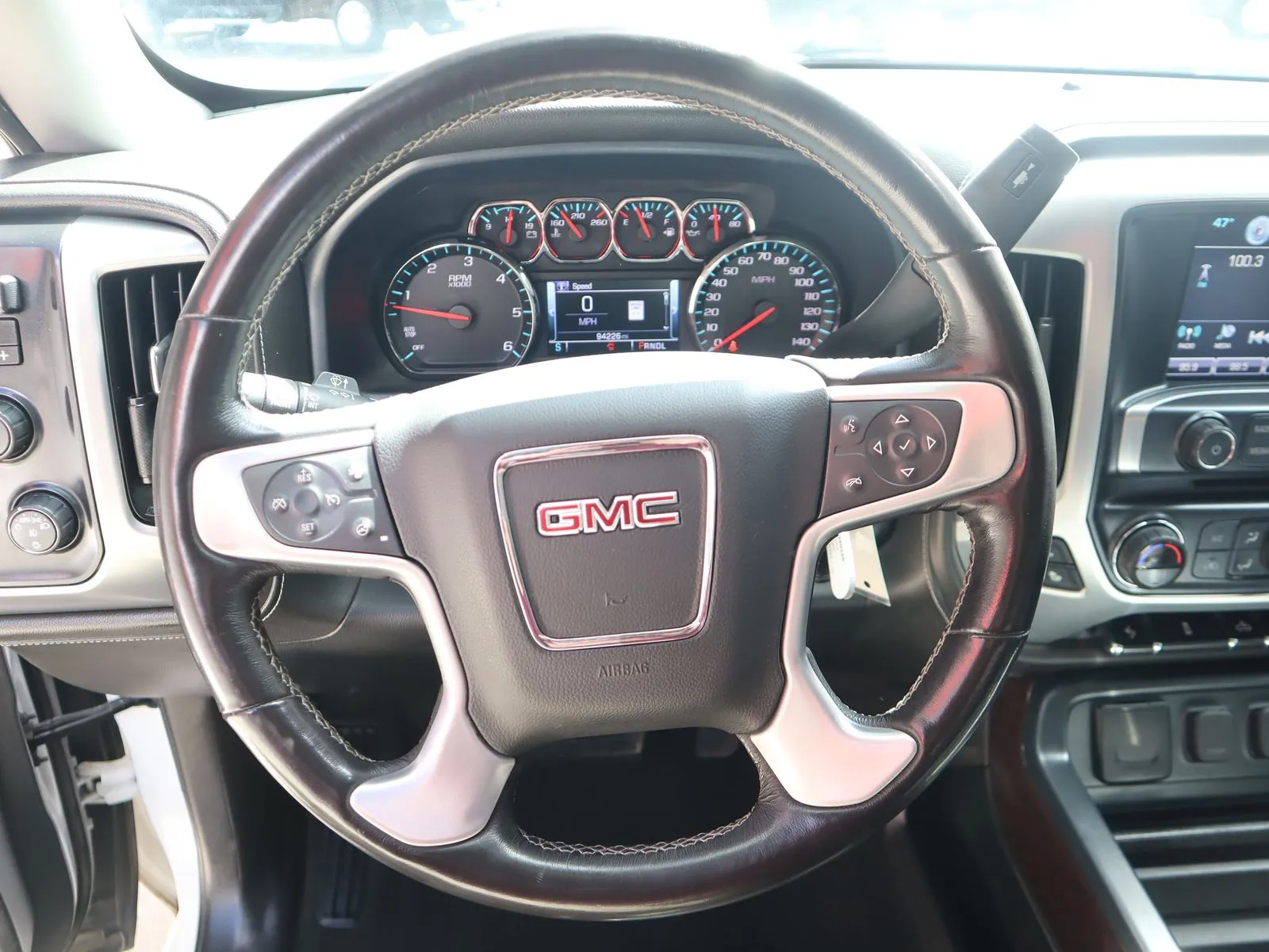 GMC Sierra photo 34