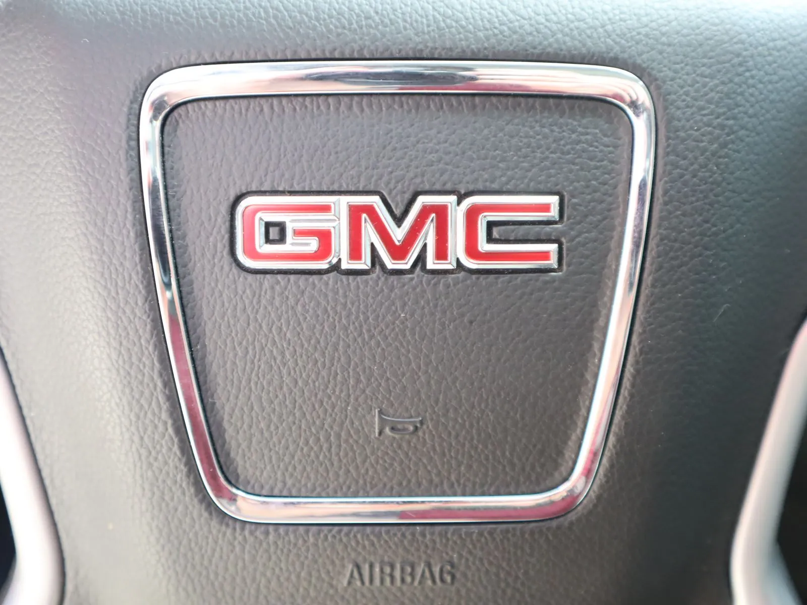 GMC Sierra photo 35