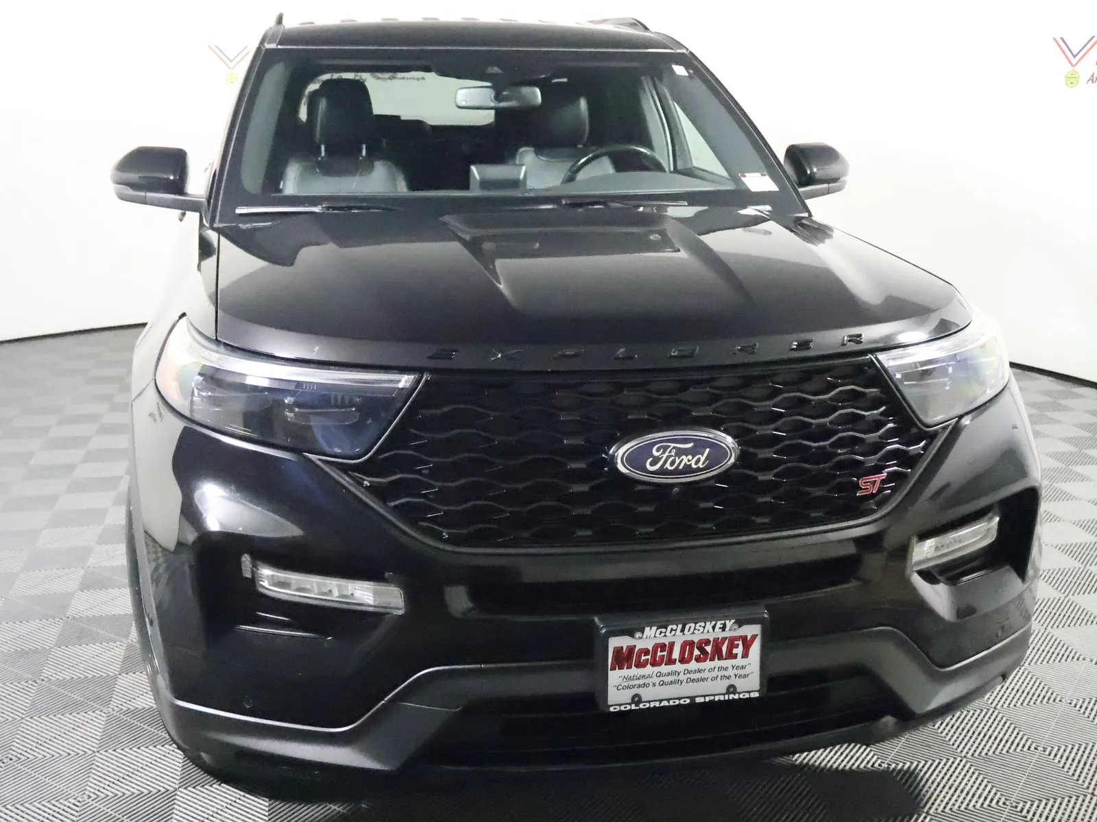 Ford Explorer photo 17