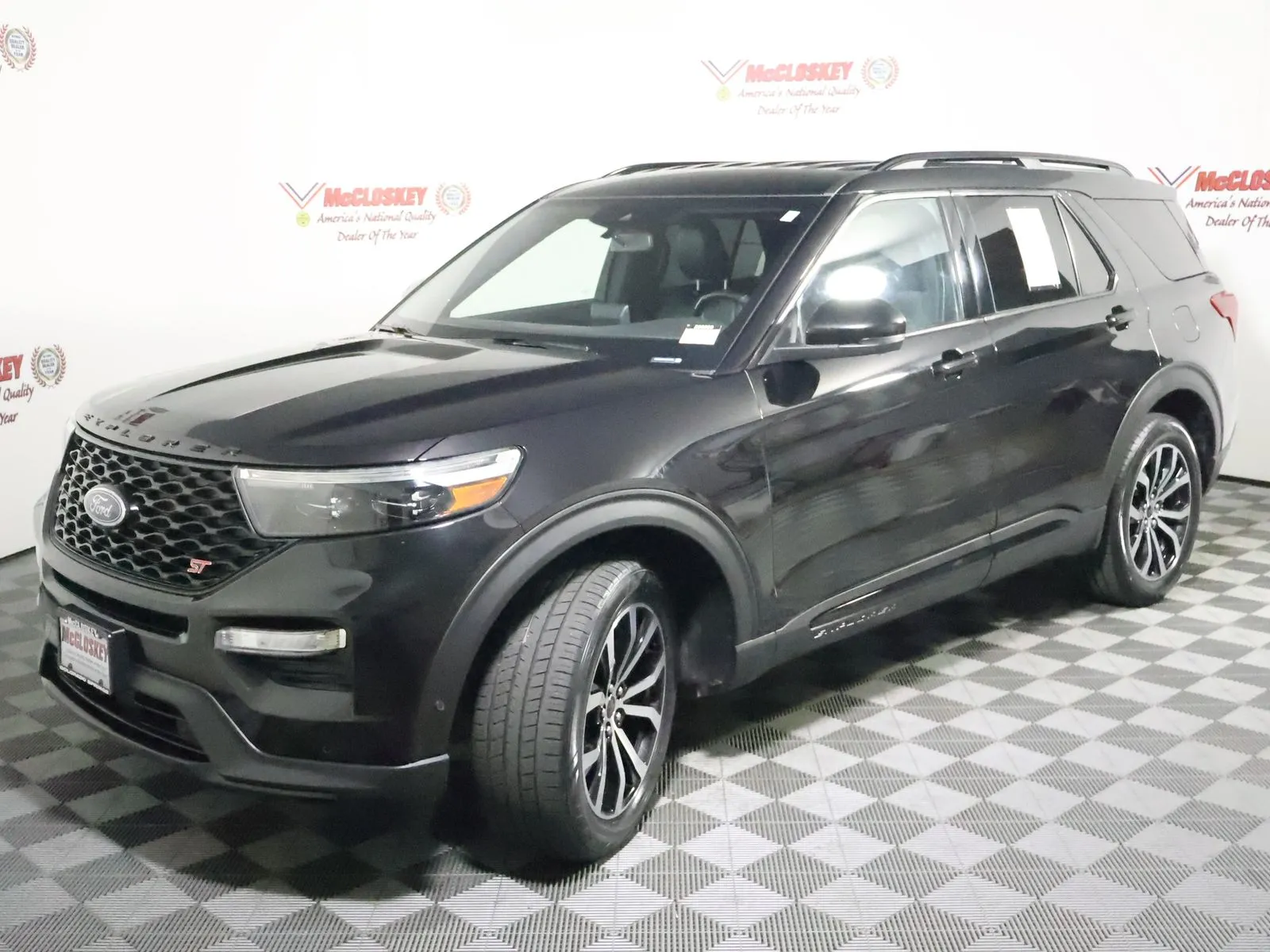 Ford Explorer photo 16