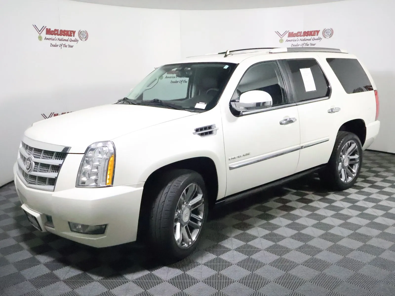 Cadillac Escalade photo 16