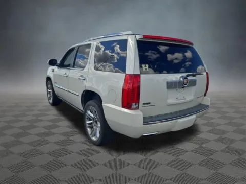 More photos of 2014 Cadillac Escalade Platinum Edition at McCloskey Imports & 4x4s (Licensed as McCloskey Isuzu), CO