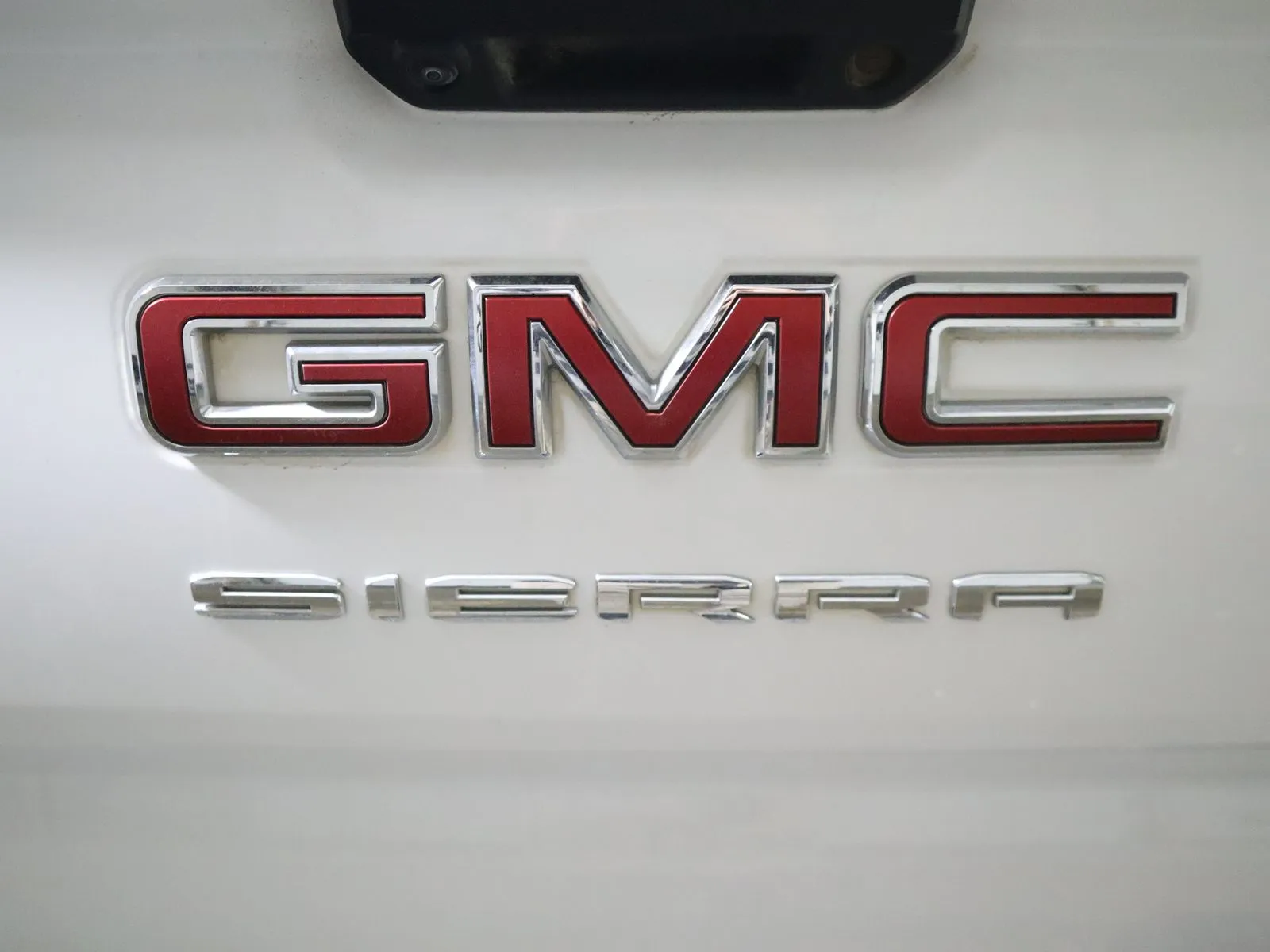 GMC Sierra photo 8