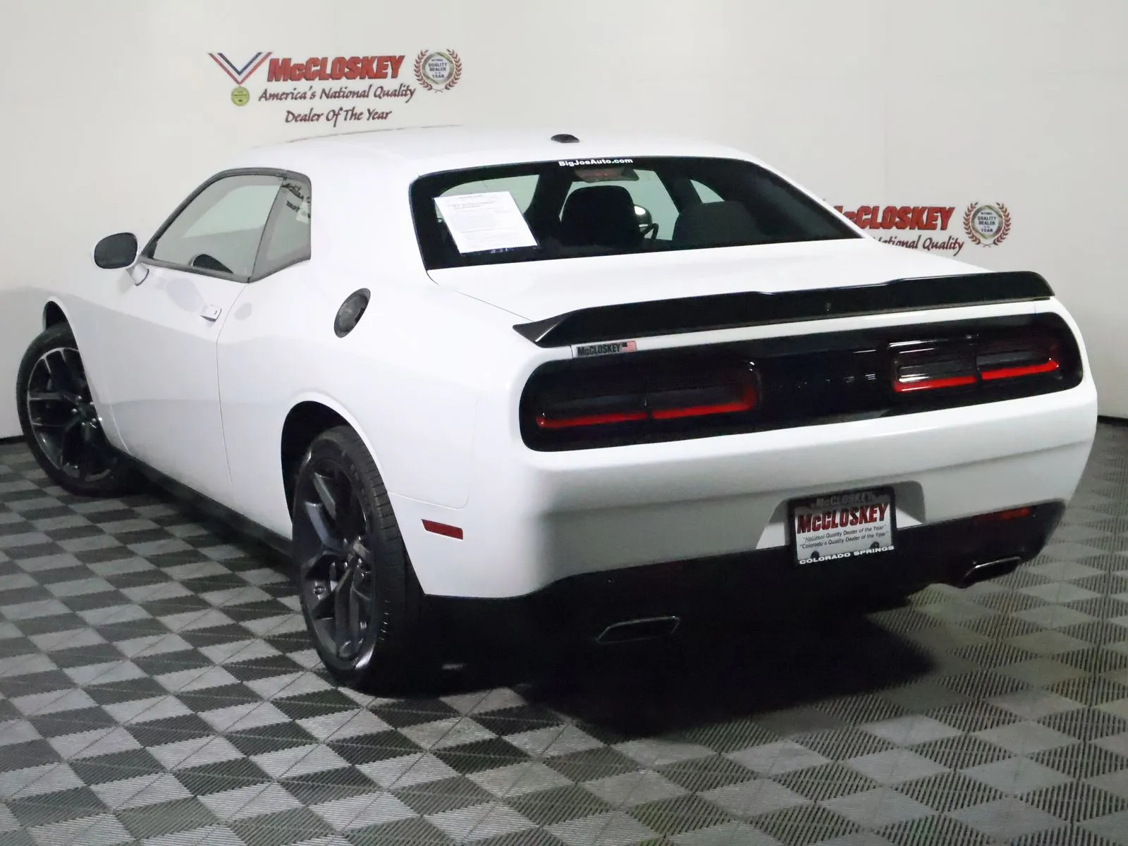 Dodge Challenger photo 12