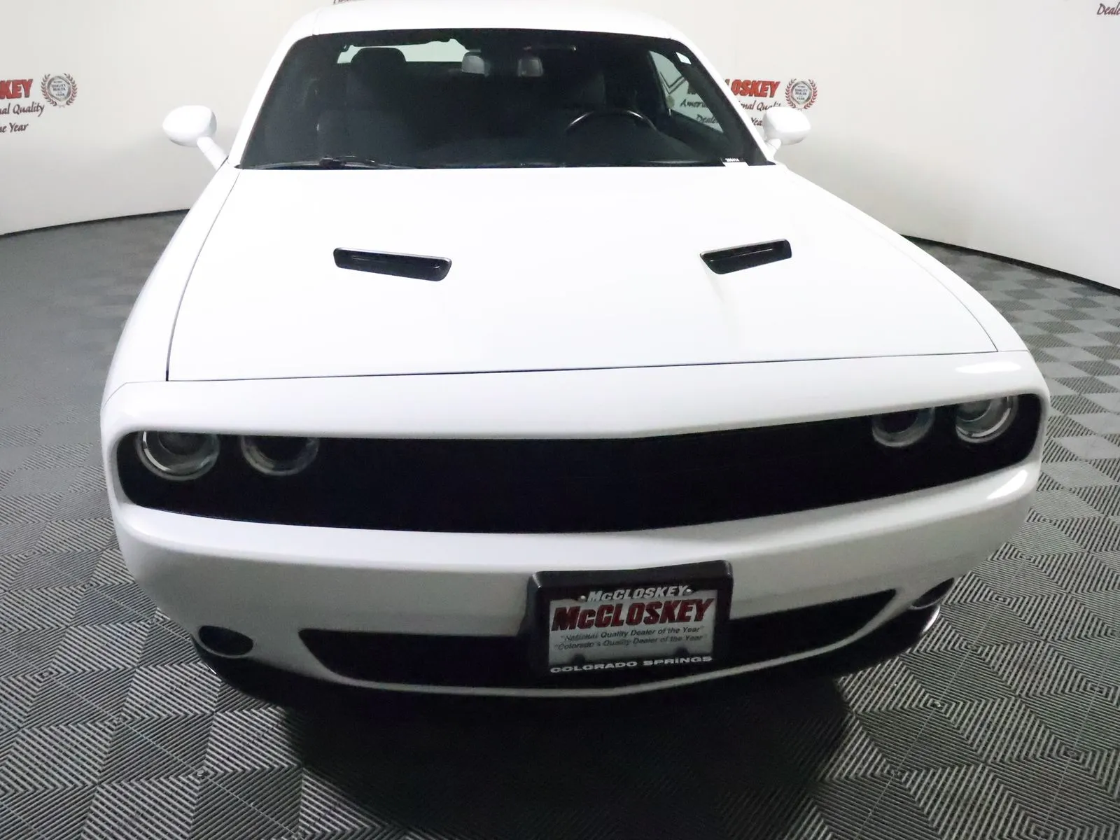 Dodge Challenger photo 15