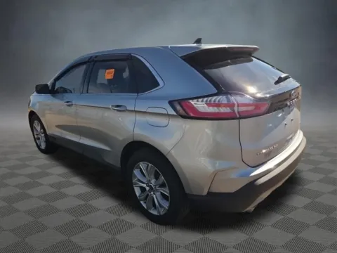 More photos of 2022 Ford Edge Titanium at McCloskey Imports & 4x4s (Licensed as McCloskey Isuzu), CO
