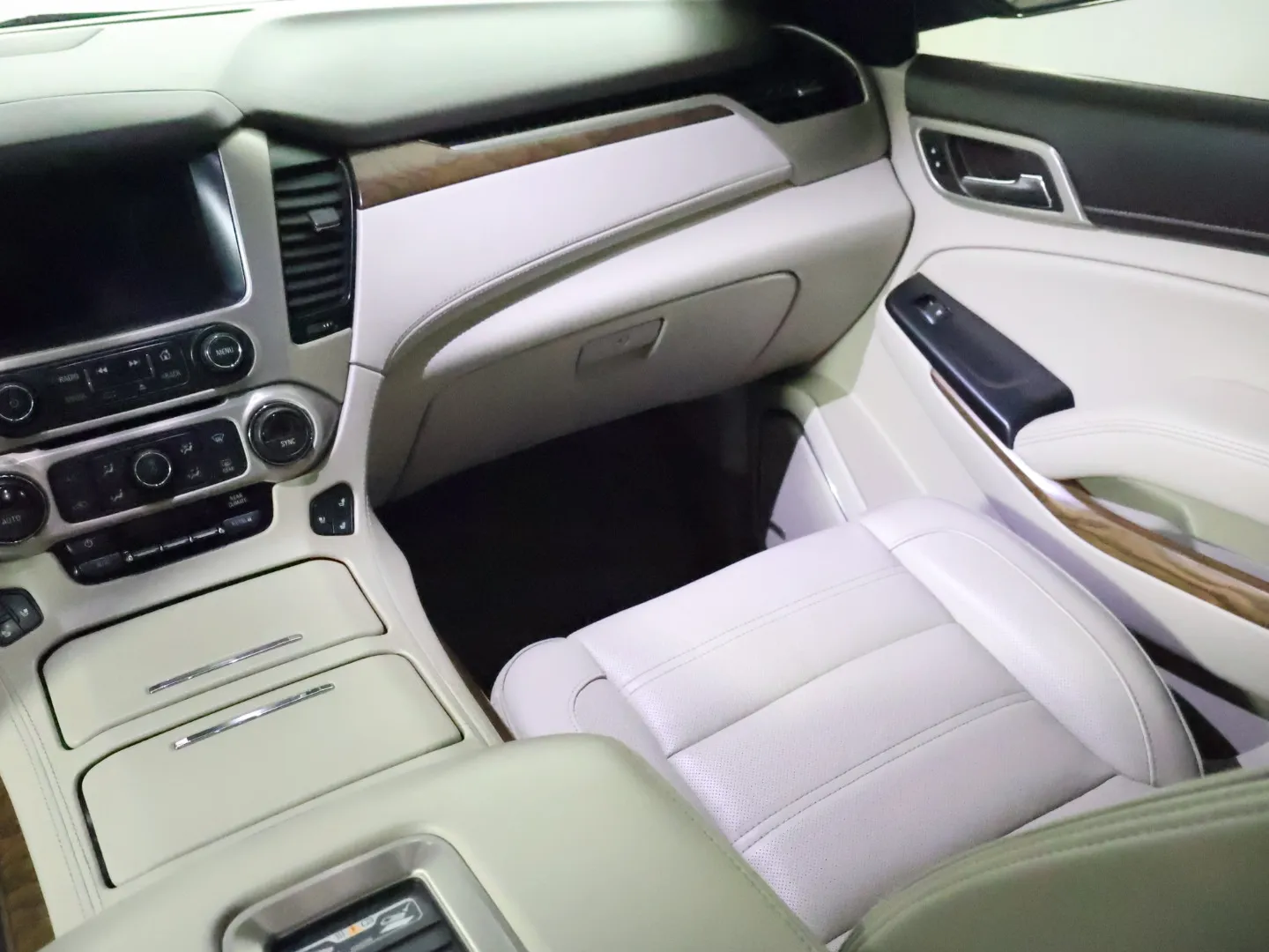 GMC Yukon photo 30