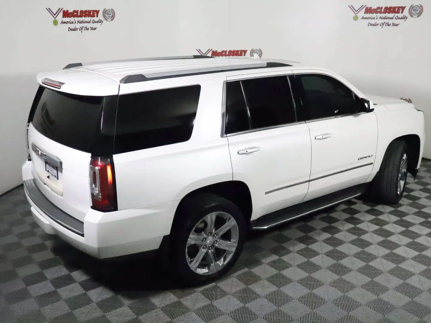 GMC Yukon photo 4