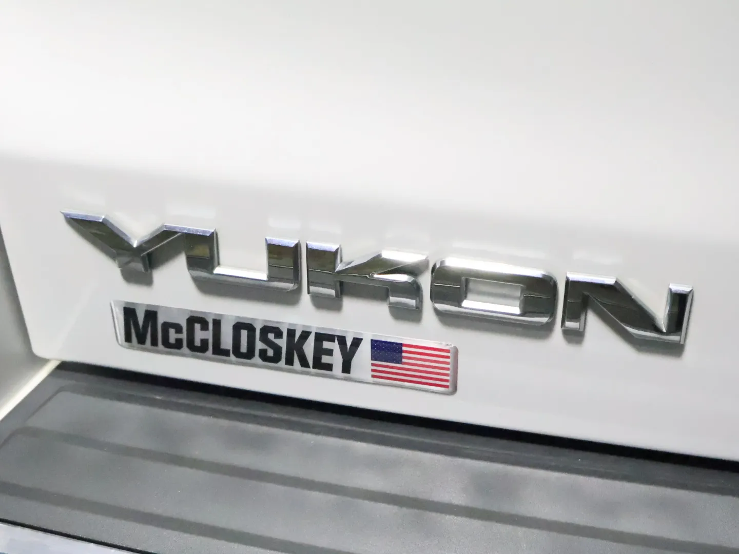 GMC Yukon photo 9