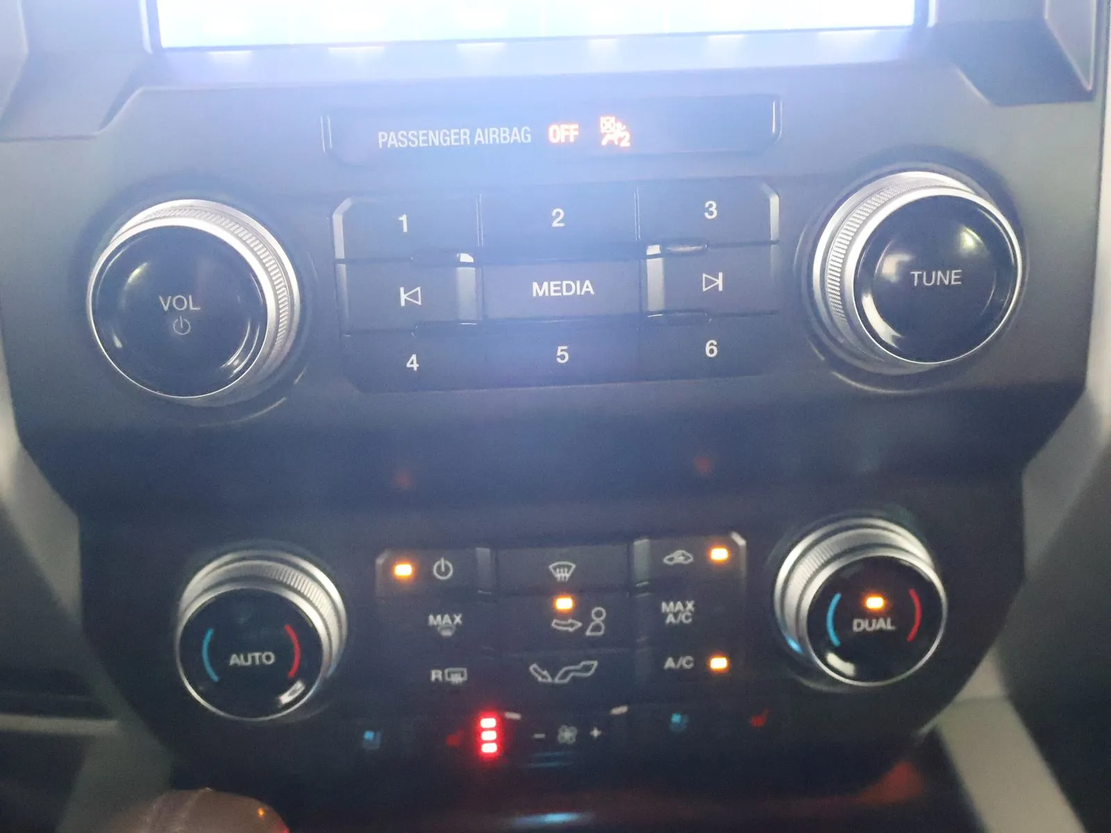 Ford F-150 photo 41