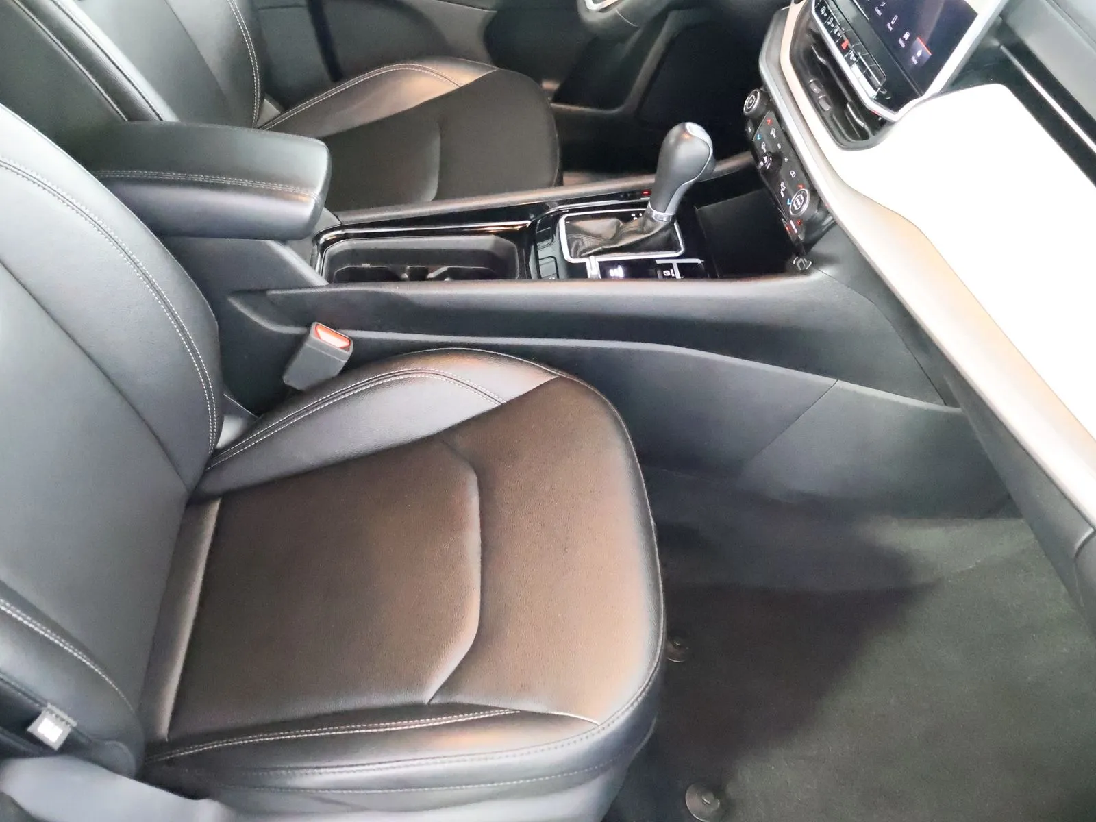 Jeep Compass photo 46