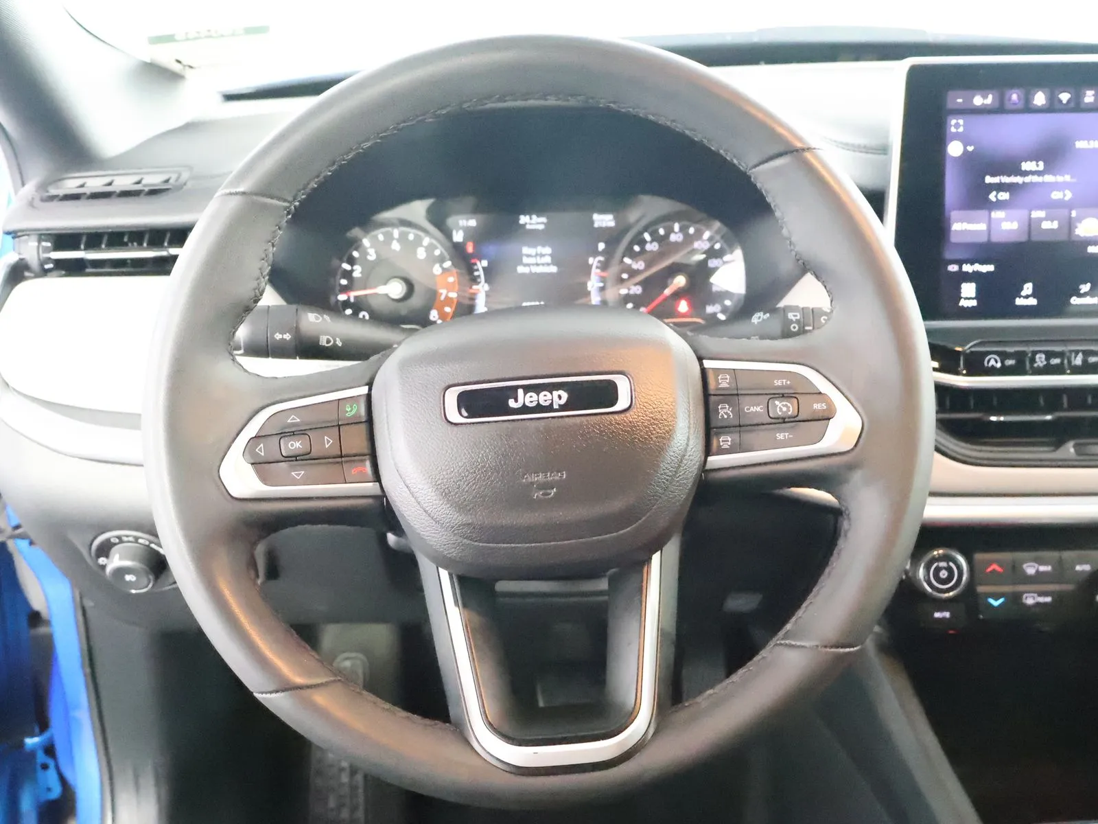 Jeep Compass photo 31
