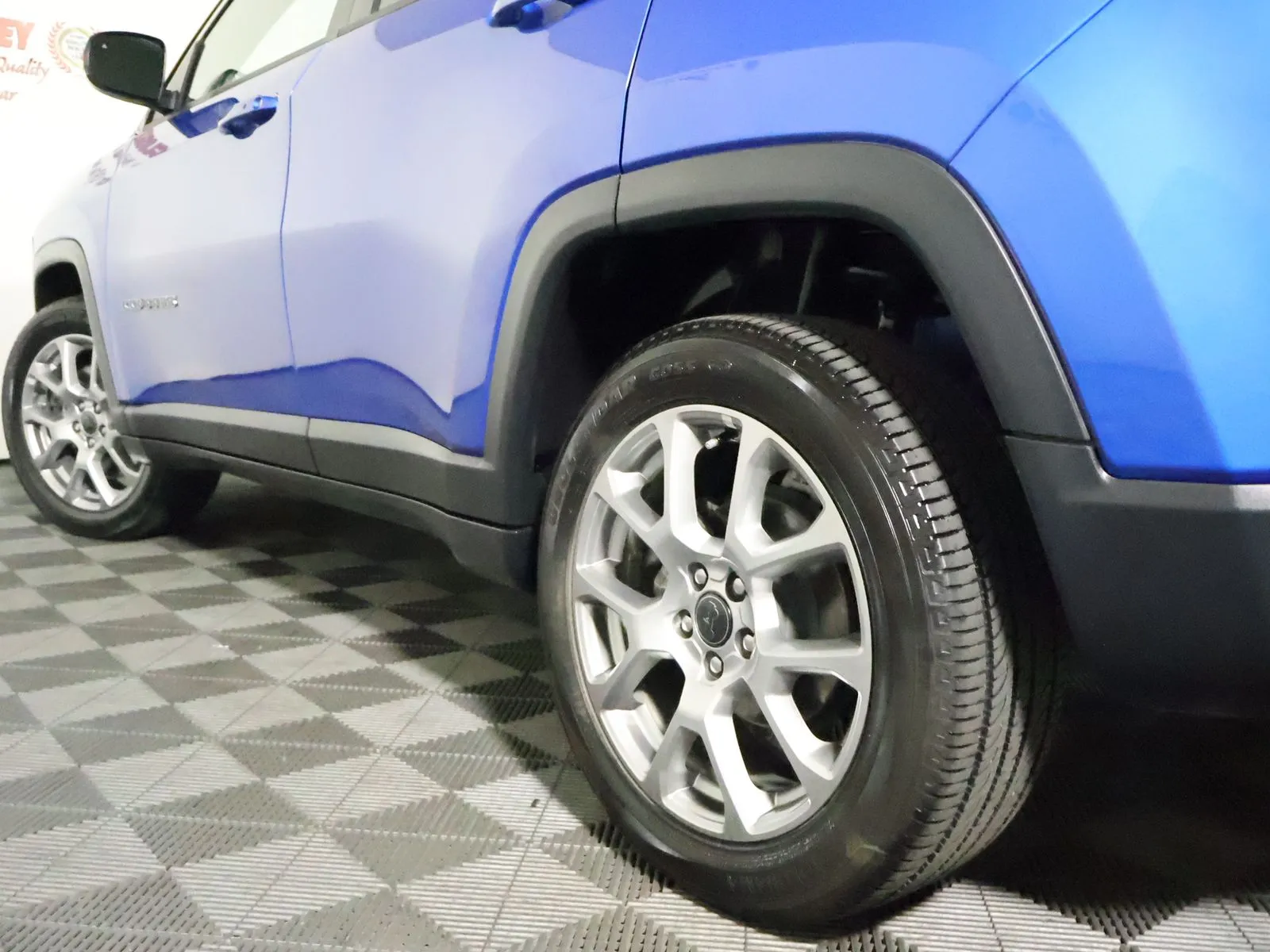 Jeep Compass photo 13