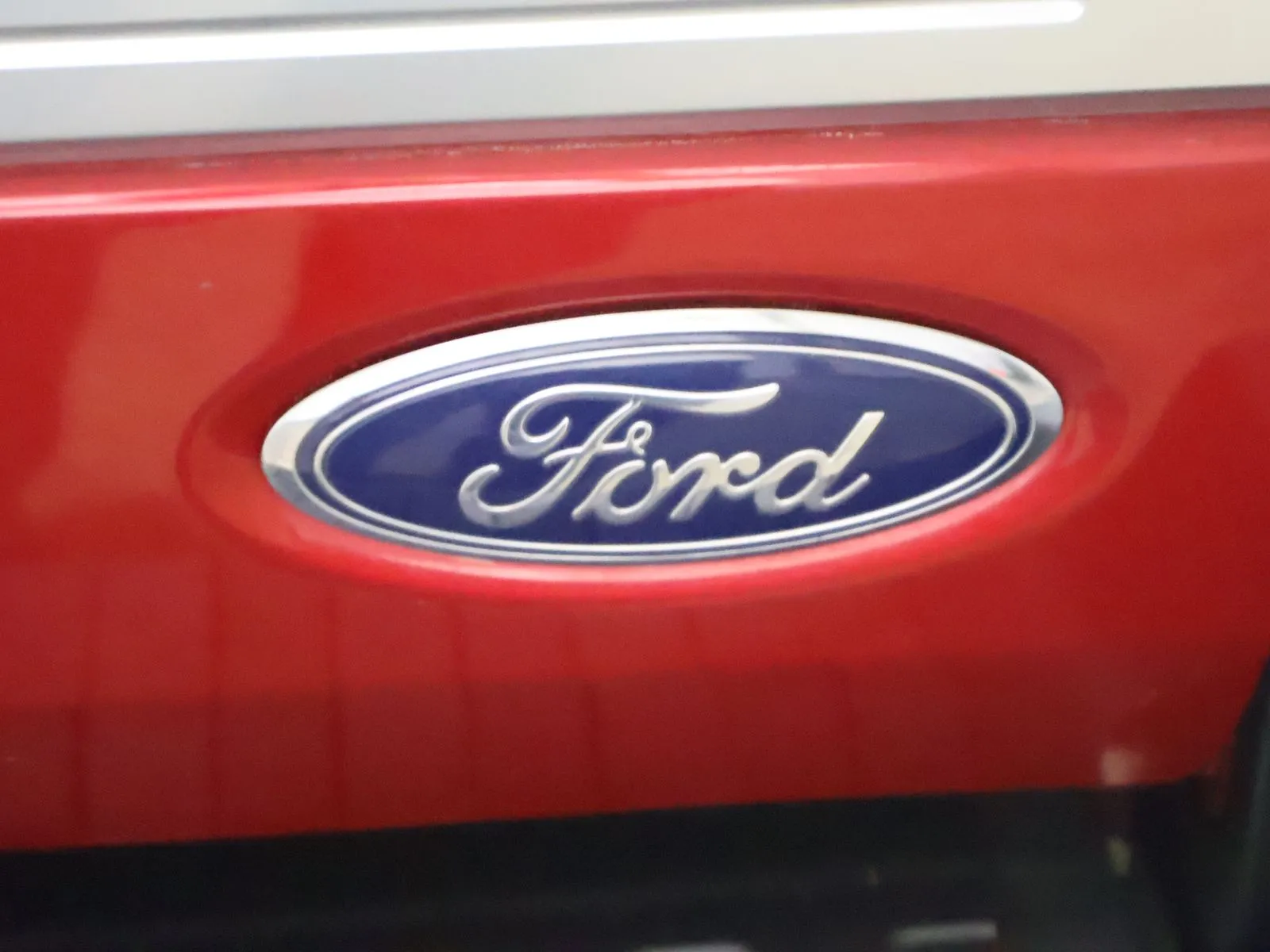 Ford F350SD photo 7