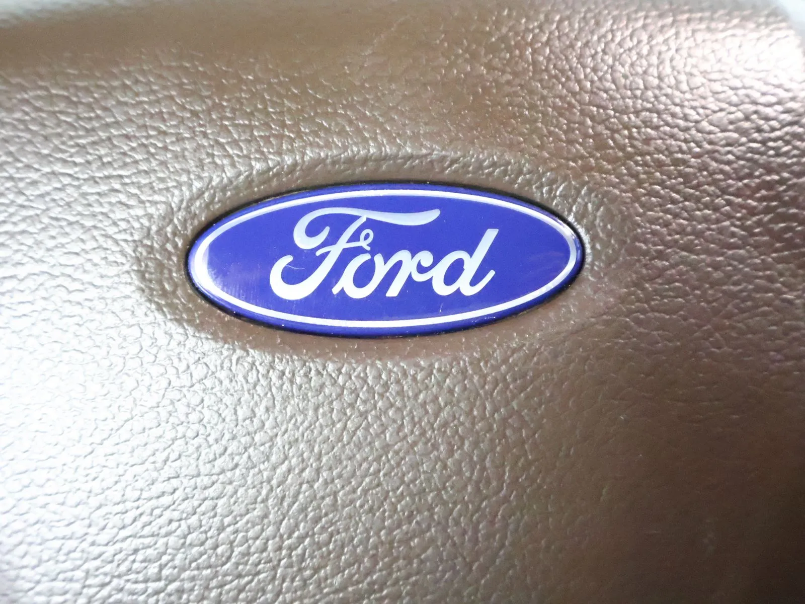 Ford F350SD photo 39