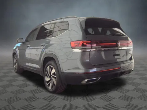 More photos of 2024 Volkswagen Atlas 2.0T SE w/Technology at McCloskey Imports & 4x4s (Licensed as McCloskey Isuzu), CO