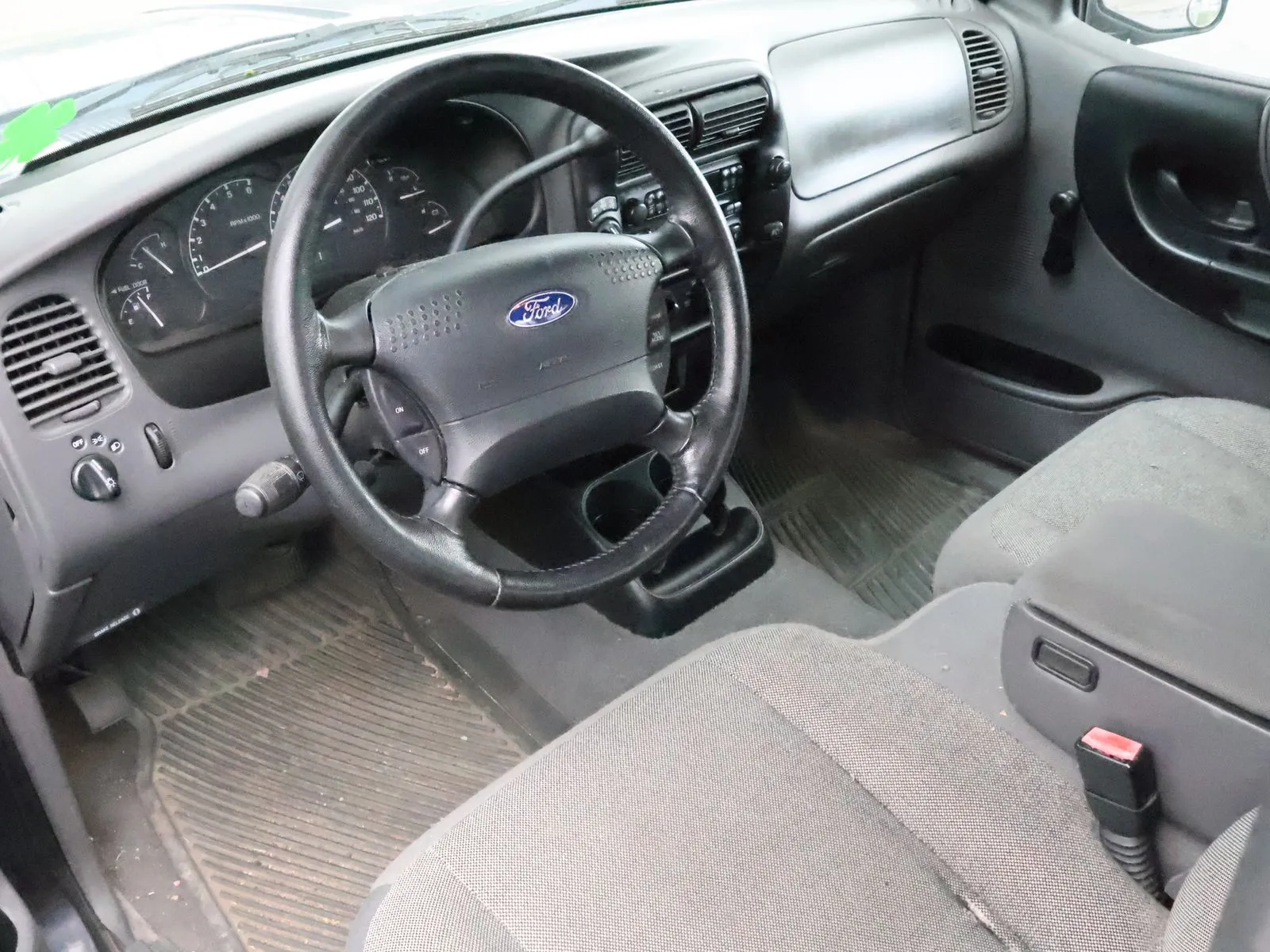 2001 Ford Ranger - Photo 18