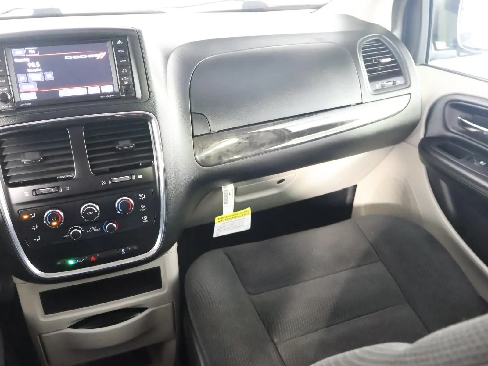 Dodge Grand Caravan photo 29