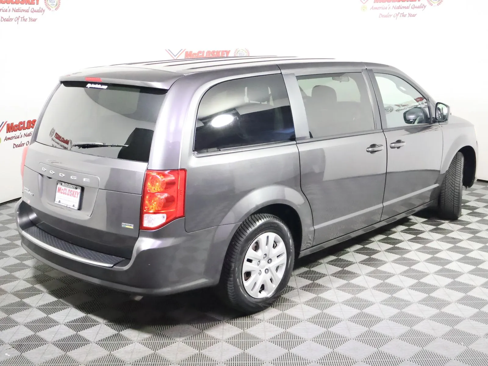Dodge Grand Caravan photo 4
