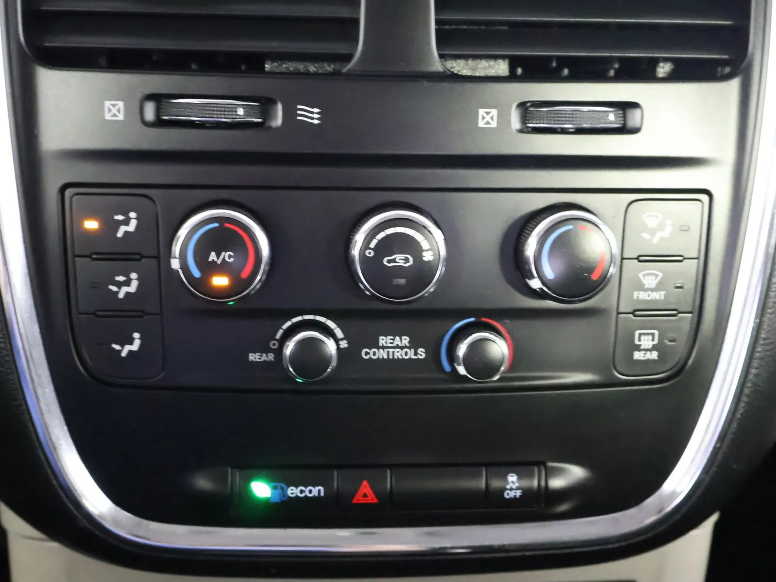 Dodge Grand Caravan photo 37