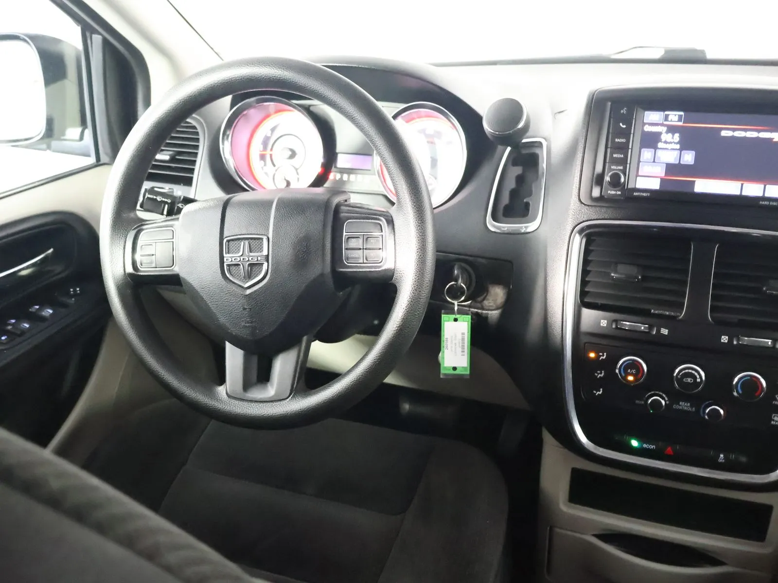 Dodge Grand Caravan photo 27
