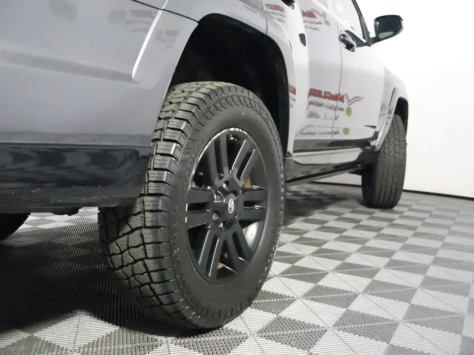 Toyota 4Runner photo 11