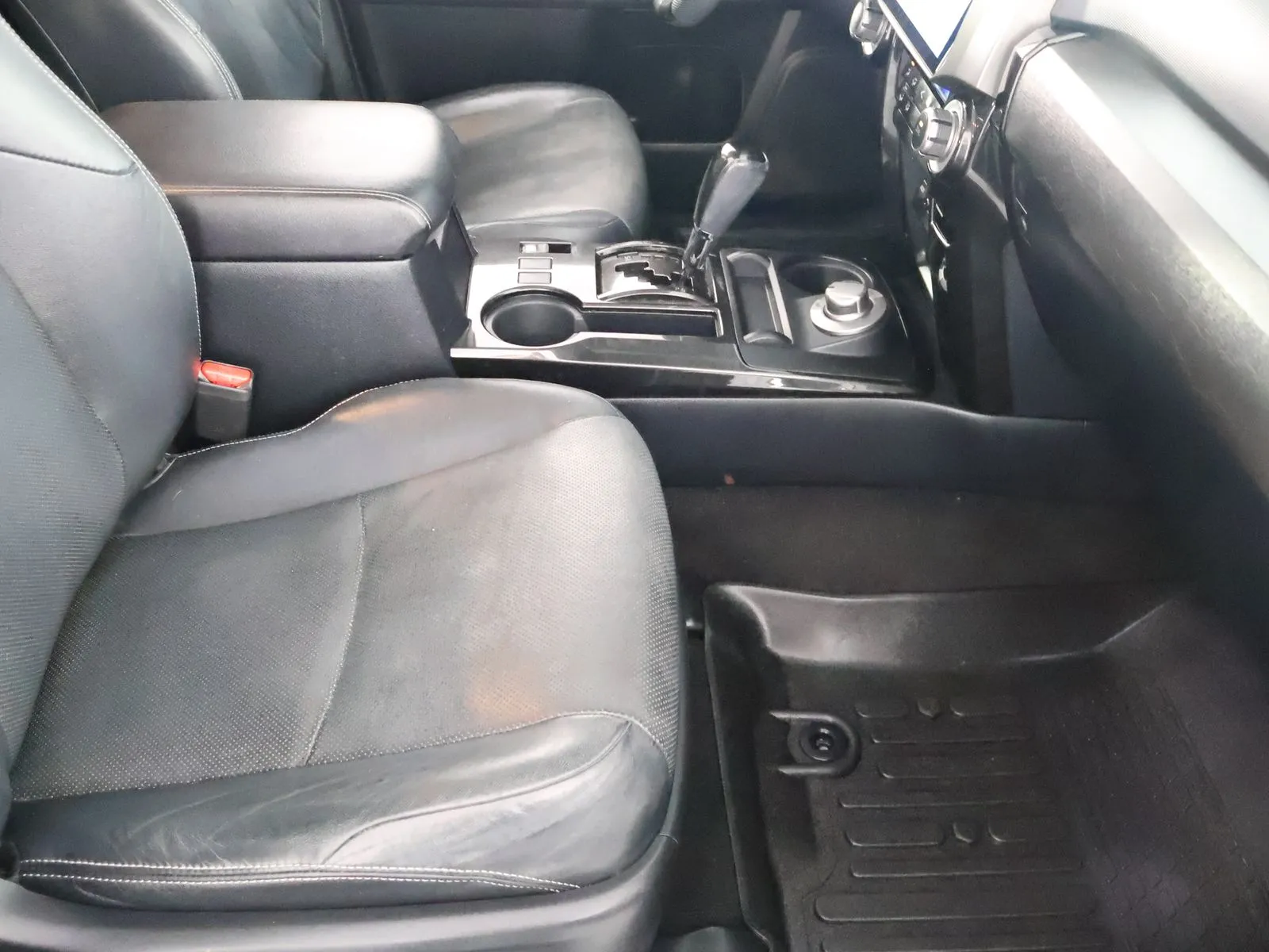 Toyota 4Runner photo 52