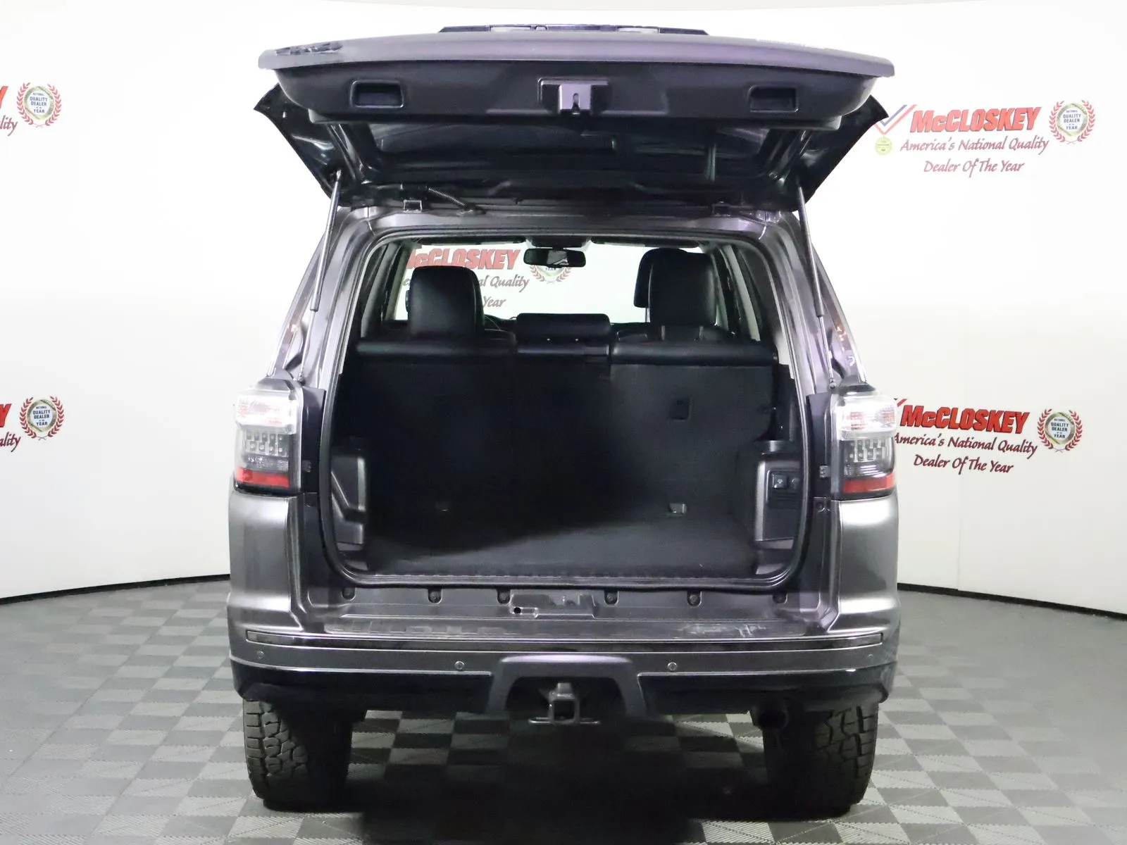 Toyota 4Runner photo 9