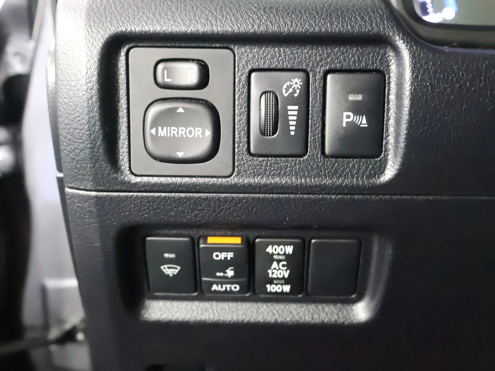 Toyota 4Runner photo 35