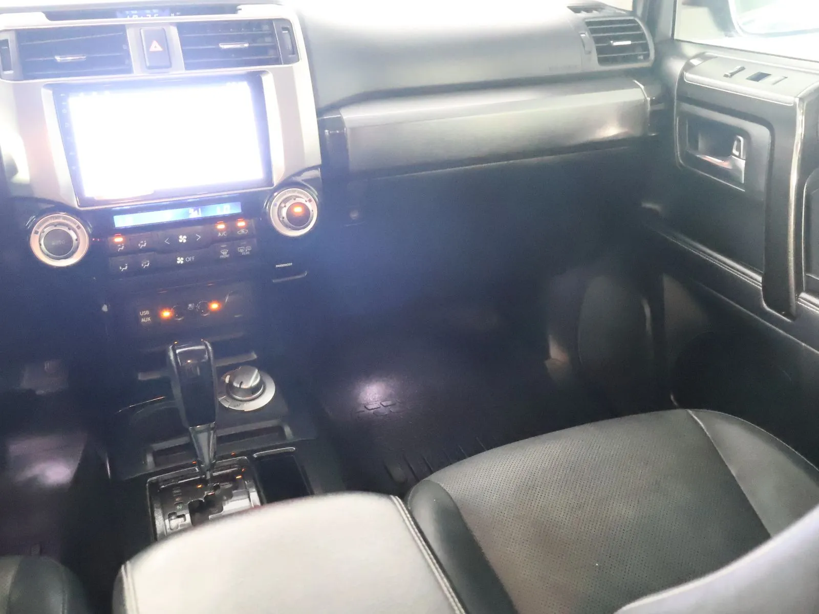 Toyota 4Runner photo 29
