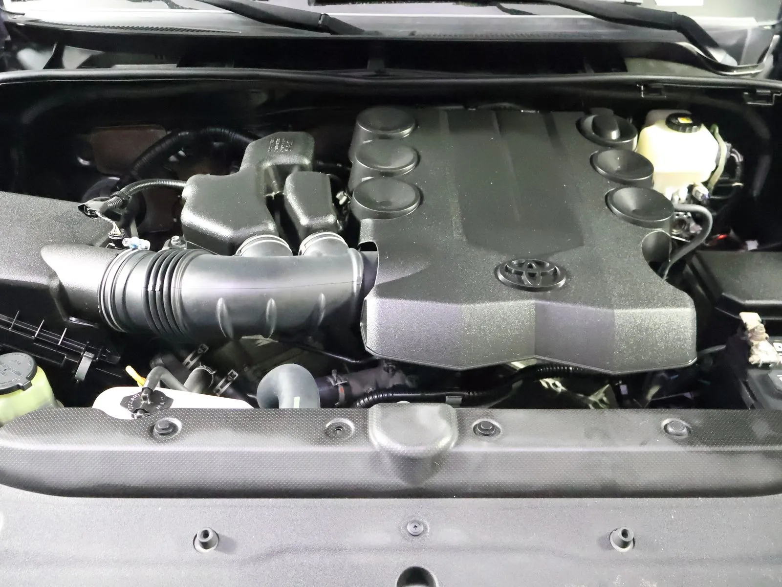 Toyota 4Runner photo 20