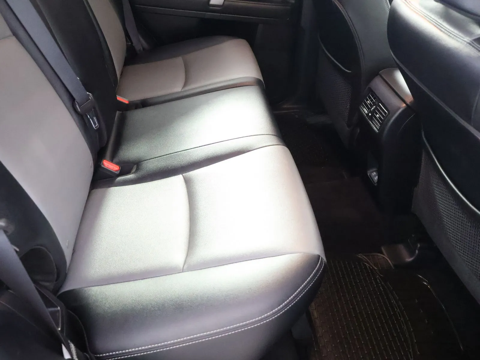 Toyota 4Runner photo 51