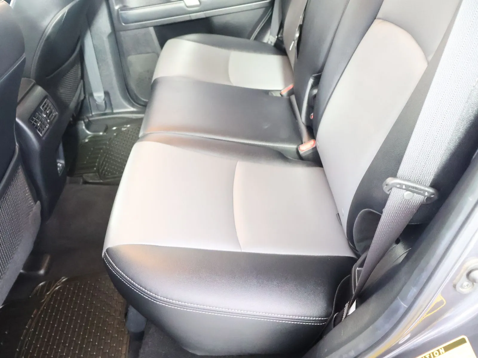 Toyota 4Runner photo 48