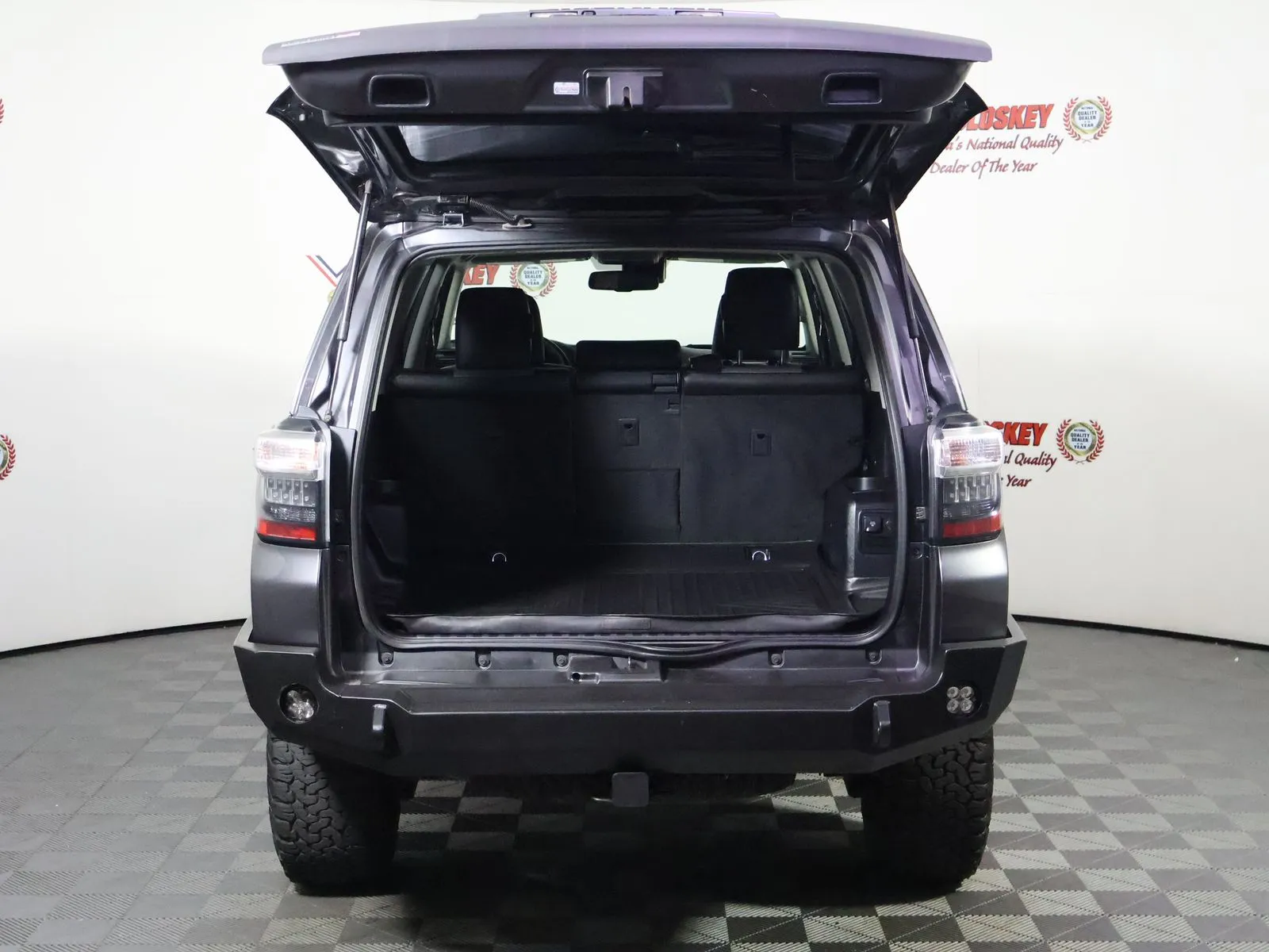 Toyota 4Runner photo 12