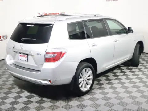 More photos of 2008 Toyota Highlander Hybrid Limited at McCloskey Imports & 4x4s (Licensed as McCloskey Isuzu), CO