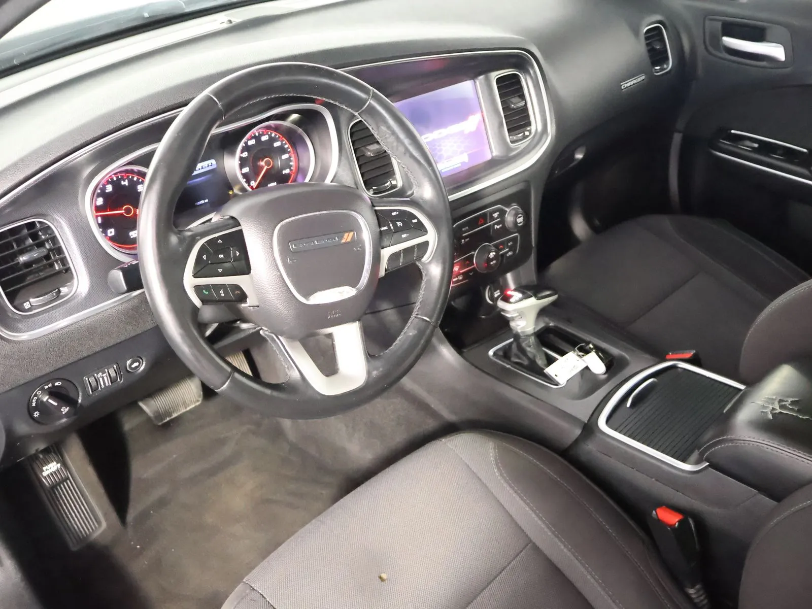Dodge Charger photo 23